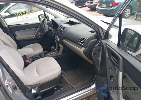 2017 Subaru Forester 2.5I Premium из США, поврежденный, VIN JF2SJAEC9HH540587